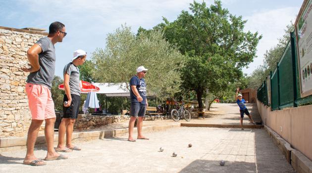 petanque au camping